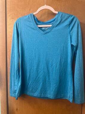 Hanes Sport Heathered Blue Long Sleeve V-Neck Performance Shirt Size Small
